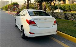 هیۆندای ئەکسنت